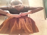 หลุดดาวมหาลัยร่าน ตั้งกล้องถ่ายตัวเองโชว์บนมือถือในห้องน้ำ ชุดโคตร Sexy เลยครับ